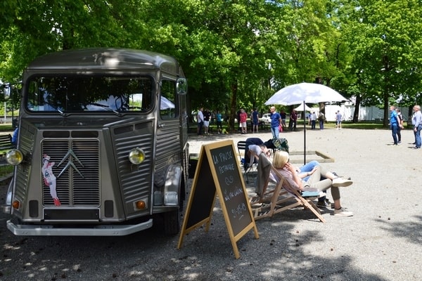location camionnette véhicule ancien événement